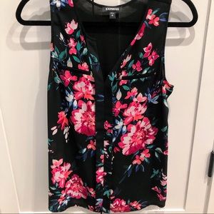 Express flowered sleeveless blouse